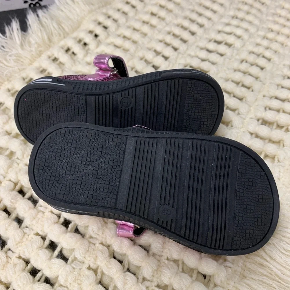 New without tags‎ Kensie girl pink glitter shoes